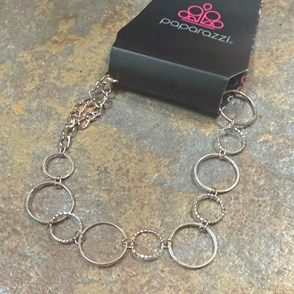 🌸4 for $10 NWT Paparazzi World Of Shimmer Rose Gold Toned Bracelet